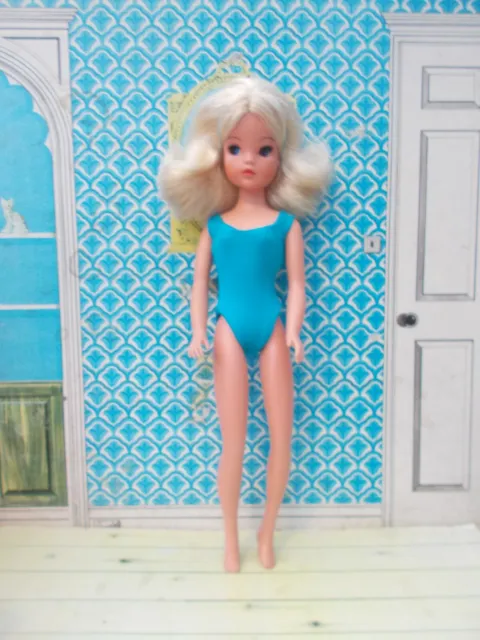 Stunning HTF 1975 Skinny Funtime Sindy with fab thick blonde hair