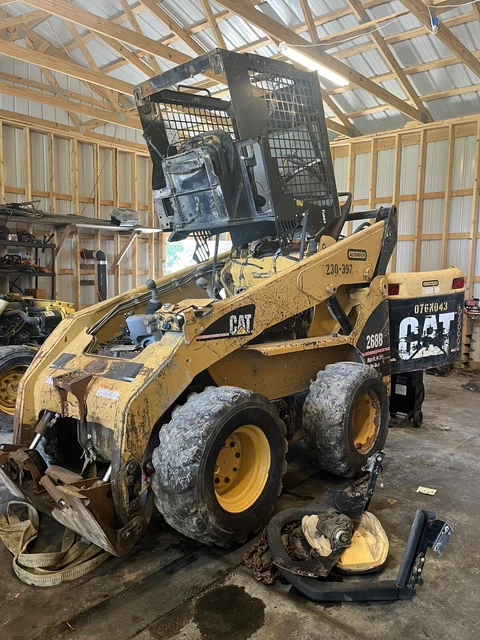 CAT skid steer loader Parts Machine