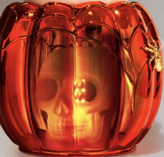 BATH & BODY Works Pumpkin Appearing Skull 3 Wick Candle Pedestal Holder
