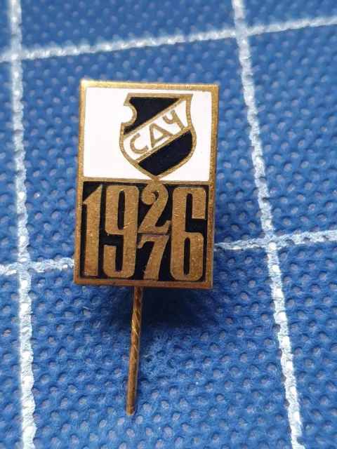 enamel pin badge anstecknadel football FC CUKARICKI Belgrade Serbia Yugoslavia