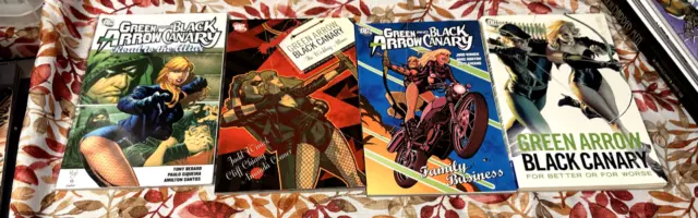 GREEN ARROW/BLACK CANARY: 4 TPB Lot