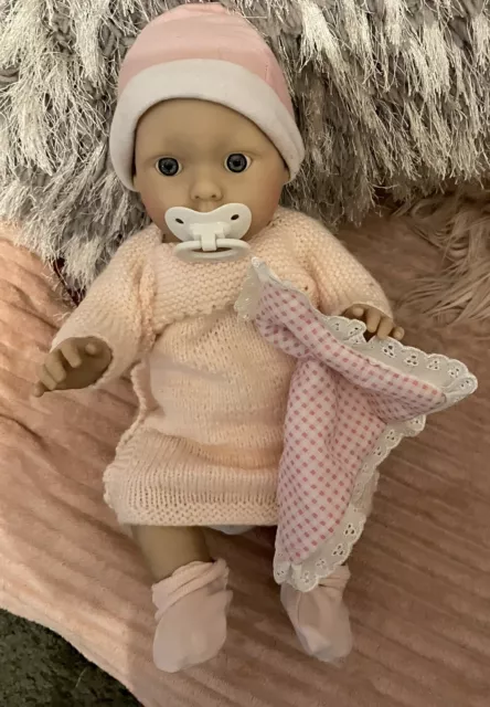 Zapf Creation 16” BABY ANNABELL DOLL CRIES & MOVES VIBRATES WITH OUTFIT & DUMMY