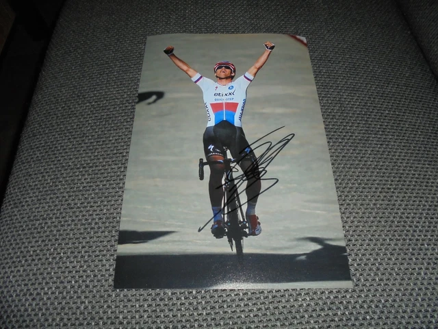 ZDENEK STYBAR # WORLD CHAMPION CYCLING - 12x8 PHOTOGRAPH ORIGINAL SIGNED !