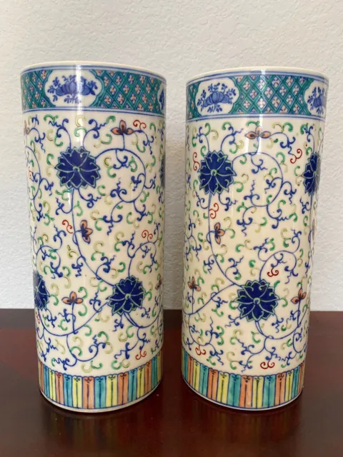 Pair Of Antique Chinese Porcelain Vases Good Condition