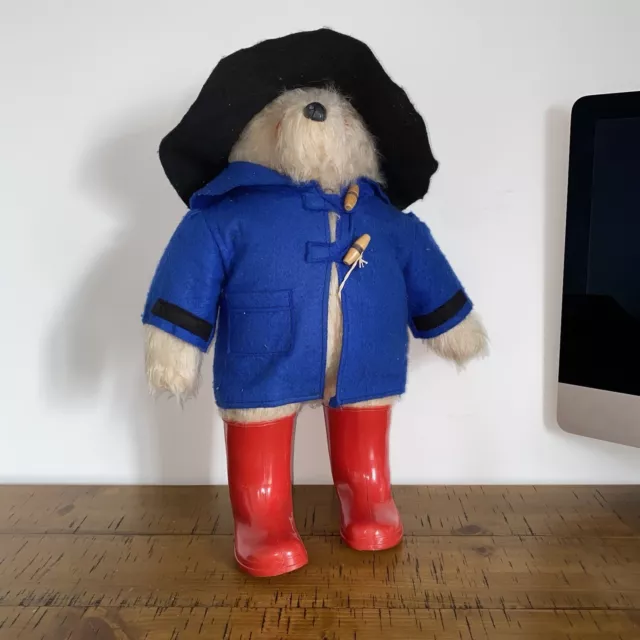 Vintage 1972 Gabrielle Designs Paddington Bear made in England With Clothes Good