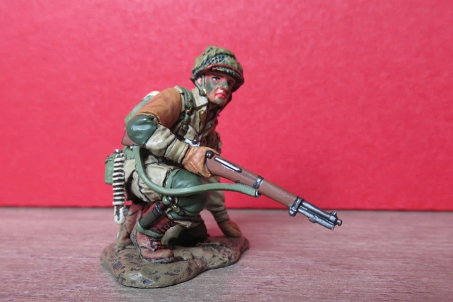 King & Country - D.day'44 - Soldat Americain Qui Fait La Pause Genou A Terre