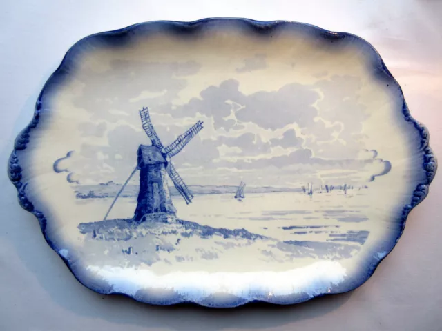 RARE grand plat Art Nouveau SARREGUEMINES, modèle MARINES: Moulin et Bateaux