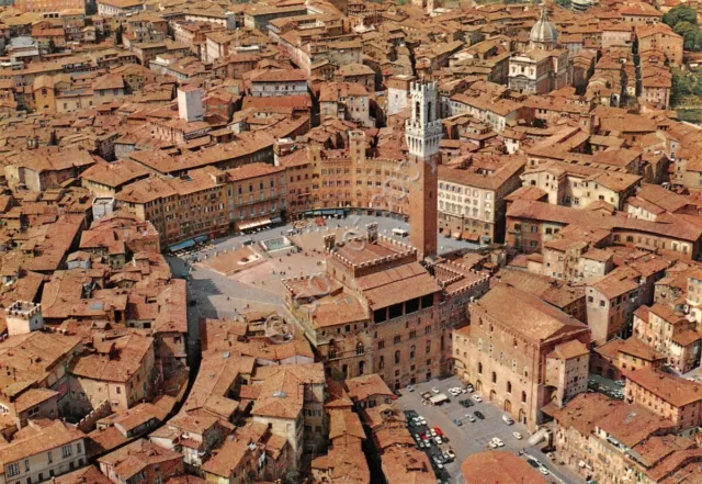 Cartolina Siena veduta aerea Piazza del Mercato Piazza del Campo Palazzo Pubbli