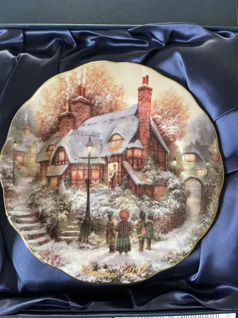 Royal Doulton 1997 Christmas Collection “Holly Cottage” Wall Plate. Ltd Ed