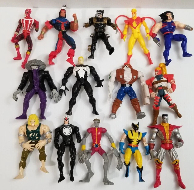 Lot of 17 Vintage 1990s Toy Biz Marvel X-men Action Figures and Accessories