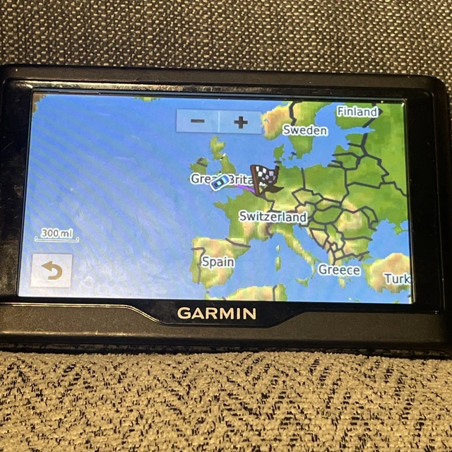 Mappe 5" Garmin Nuvi 57LM SatNav a vita Regno Unito/Europa. In ottime condizioni