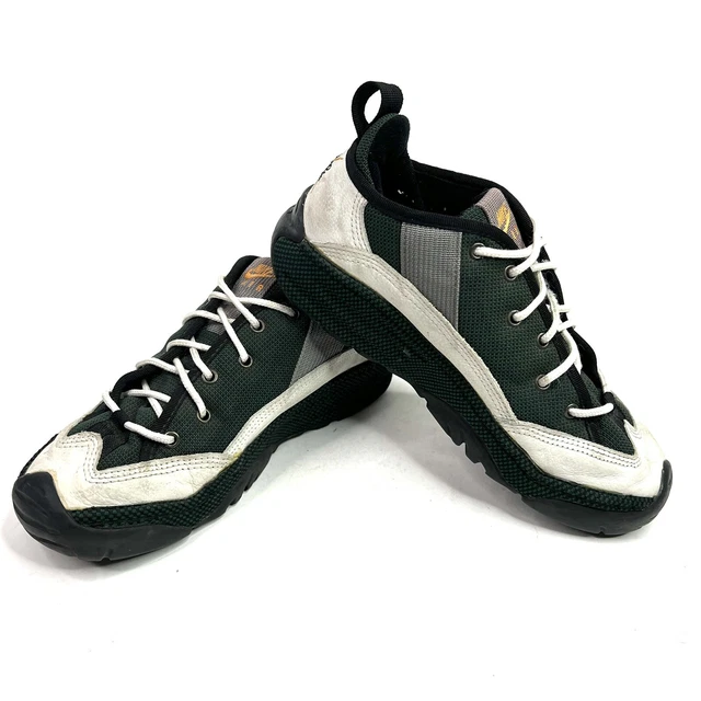 VINTAGE 1995 NIKE Air Tuff Ndestrukt Cream Copper Green Mens 7.5