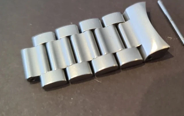 Tag heuer 4000 bracelet 2025