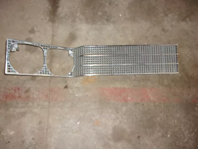 Used OEM GM Left Grille 97066-54RH 1966 Buick Electra 225