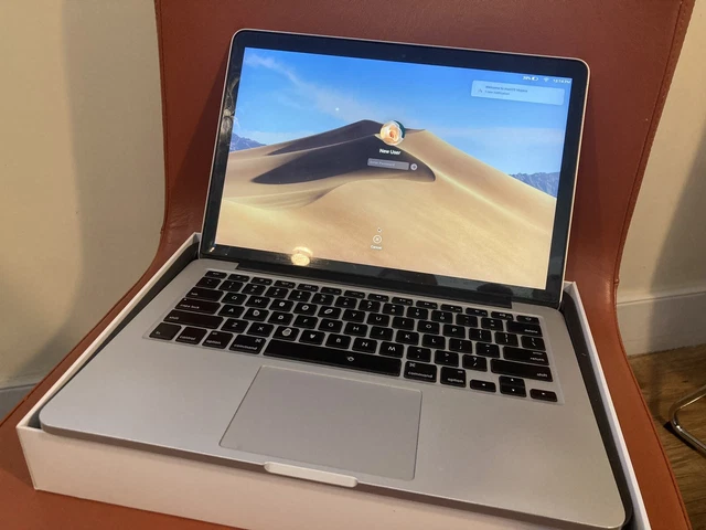 Apple MacBook Pro 13.3" (256GB SSD, Intel Core i5, 2.70 GHz, 8GB) Laptop A1502