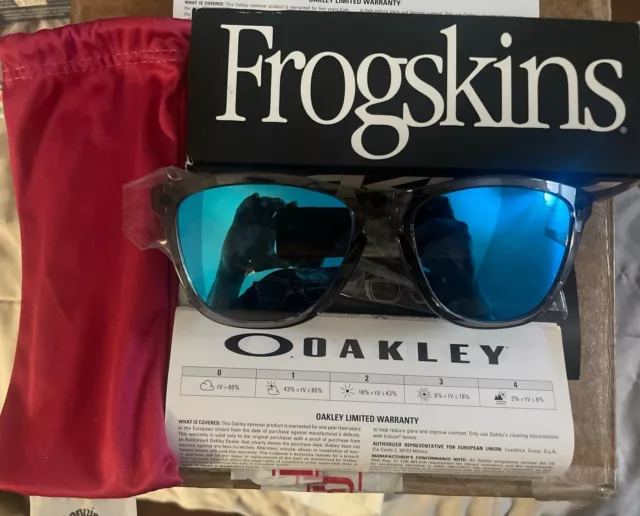 Oakley OO 9245-42 Frogskins Grey Ink Sapphire Iridium Lens Mens Retro Sunglasses