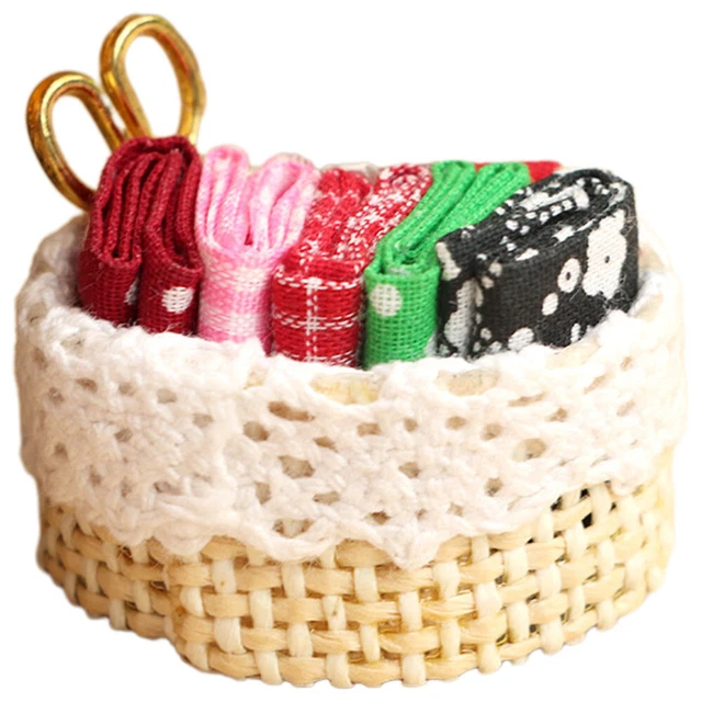 Child Decorative Mini Cloth Basket Dollhouse Sewing Machine