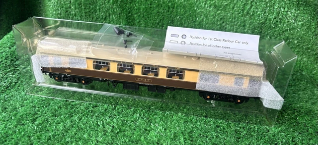 BACHMANN 39-280 BR Mk1 FK Pullman Kitchen car with lighting named Eagle ...