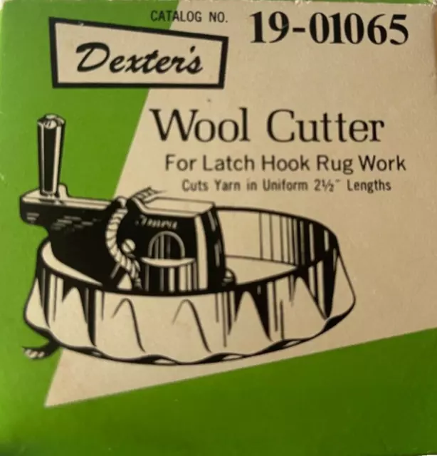 Vtg Adjustable Yarn Cutter Cuts 3 Lengths Latch Hooking or Fringe Extra  Blades