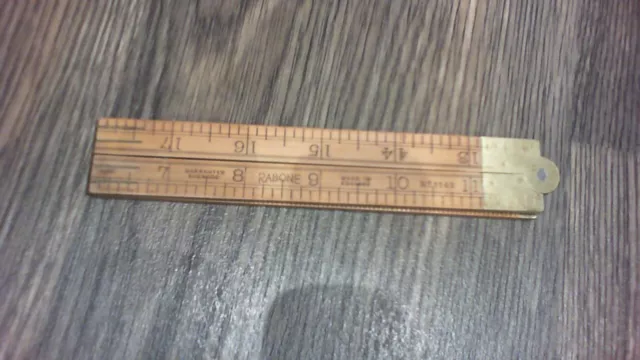 VINTAGE RABONE RULER FOLDING BOXWOOD No1169 -MADE IN ENGLAND -CARPENTER JOINER VINTAGE RABONE RULER FOLDING BOXWOOD No1169 -MADE IN ENGLAND -CARPENTER JOINER