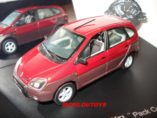UNIVERSAL HOBBIES RENAULT SCENIC RX4 PACK CUIR ROUGE au 1/43 °