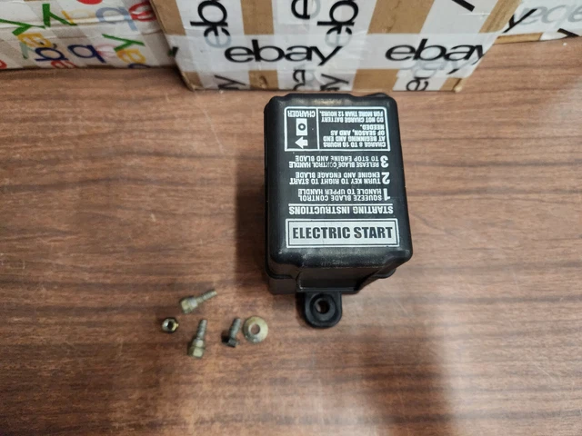Troy Bilt 12AGA26E011 Lawn Mower Battery Housing 731-07135 731-07154A 731-07154