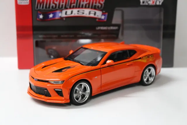 1:18 Auto World Chevrolet Camaro Mcacn Nickey Super 2016 Garde-Boue Orange