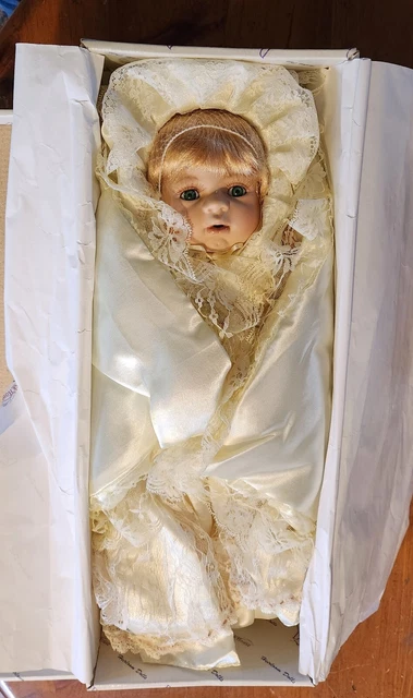 duck house heirloom doll , Never been out of box