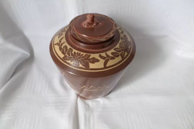 Pot couvert urne en céramique  JAPON ou CHINE- chien de fo- décor incisé - 21 cm 2