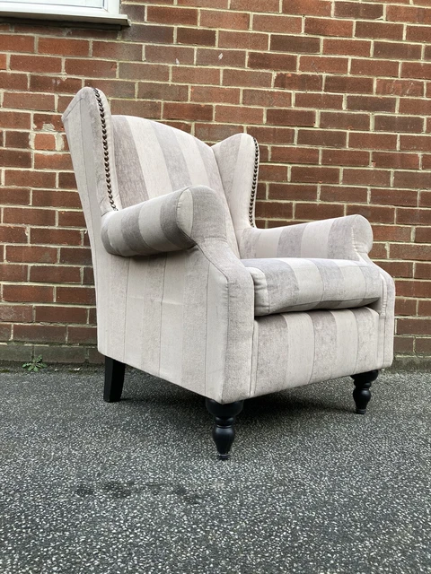 Sherlock discount snuggle chaise