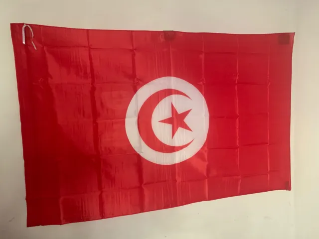 Drapeau Tunisie  - 145 cm X 90 cm - Livraison gratuite