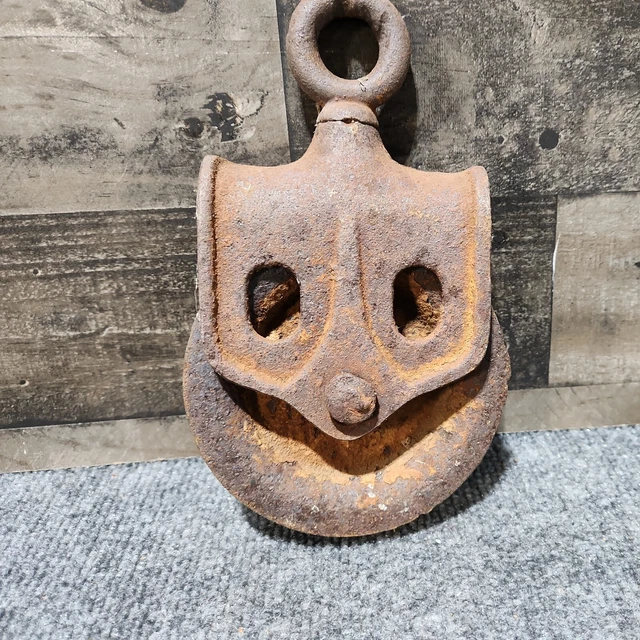 Antique Small Metal Ornate Cast Iron Pulley Swivel Barn Farmhouse Decor 9" Tall