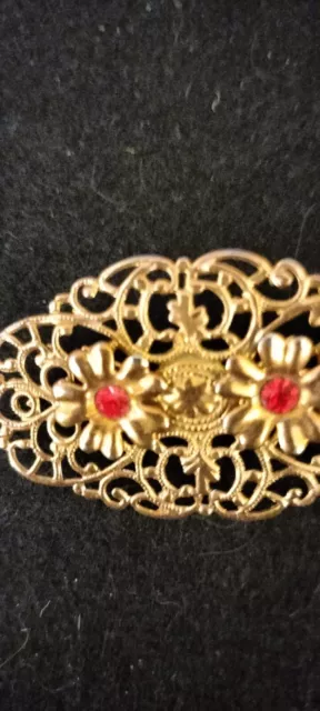 Beautiful Antique CZECH Gold Tone Brooch with Red Glass Stones Inside 2 Flowers 3