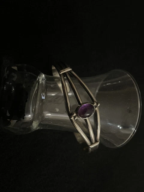 Beautiful sterling and amethyst cabochon bracelet Mexico VC 925