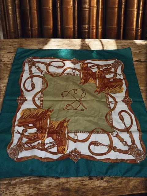 Foulard vntage années 70 en soe - Made n France | Années 70