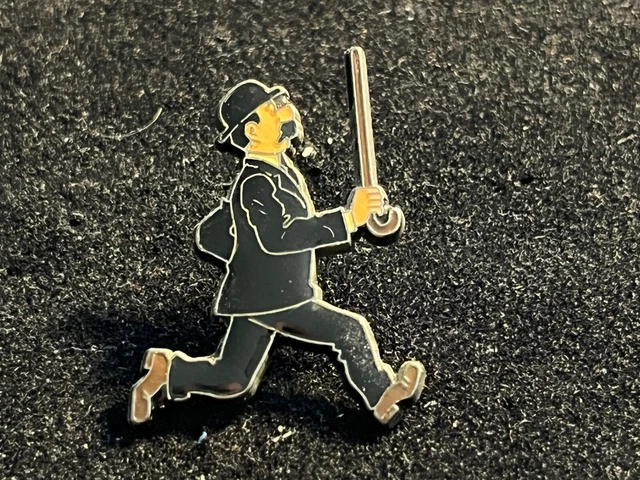 PINS CHIPIE SIGNE COINDEROUX vetements mode 1967 Carcassonne FRANCE EUR 7,90 - FR