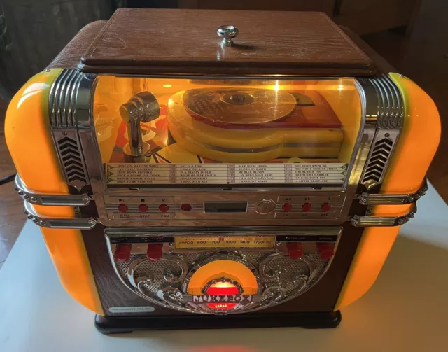 Vintage Polyconcept USA  AM/FM Radio & CD Music Player Jukebox TESTED & WORKS