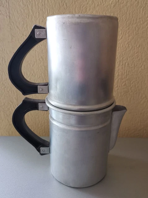 Ancienne cafetière napolitaine de marque Ilsa, entièrement en aluminium pur, 6 tasses hauteur 21 cm, capacité 425 ml - France
