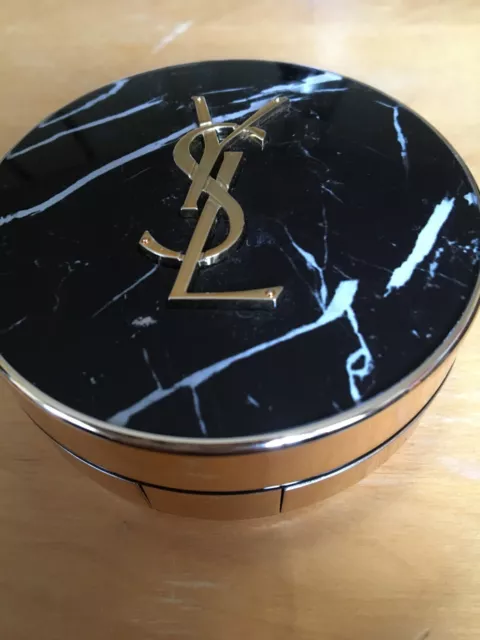 boîte boîtier vide YSL yves saint Laurent maquillage fond de teint Encre de peau