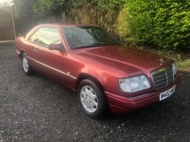 1994 Mercedes Benz E Class W124 E220 2.2 Pillarless Coupe Automatic Classic 1994 Mercedes Benz E Class W124 E220 2.2 Pillarless Coupe Automatic Classic