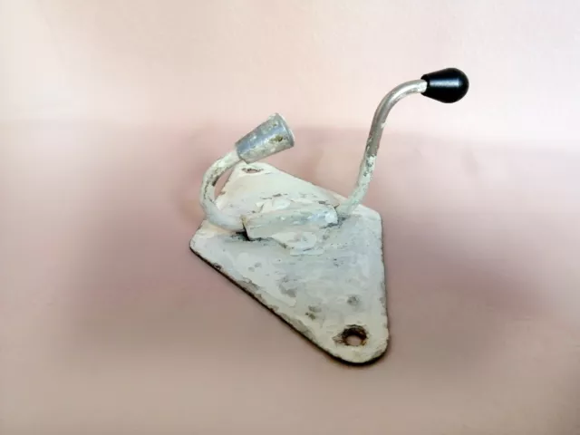 Vintage Wall Hooks Mounted Coat Door 2 Pegs Metal Painted Old Rustic 3
