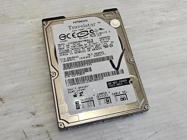 Disque Dur Hitachi Travelstar 40 Go – IDE 2,5 Pouces – Pour Pièces (défaut)