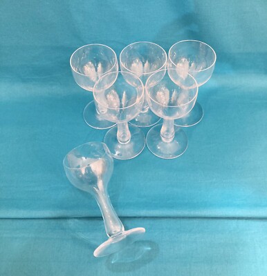 Coupe champenoise en verre taillé XIXe s. 