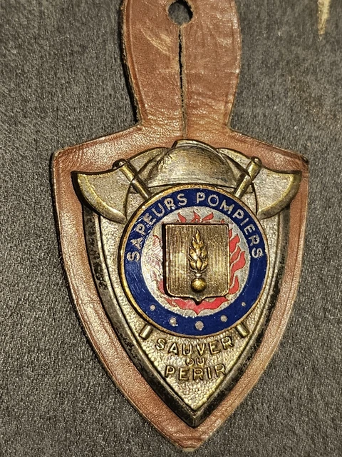 INSIGNE SAPEUR POMPIERS De La République Membre Actif.ancien.arthus Bertrand EUR 21,00 - FR