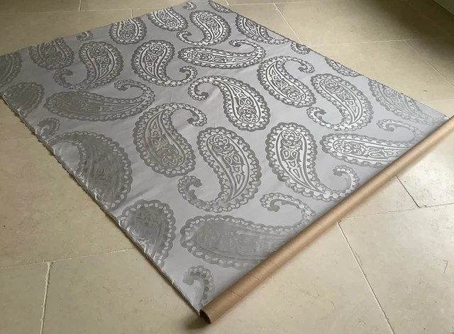 Laura Ashley Josette Papier peint colombe gris et blanc