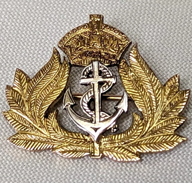 WW1 Royal Navy/British or Australian gold sweet heart badge