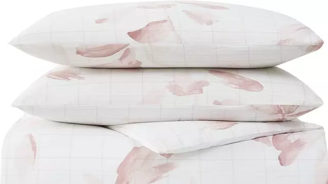 CALVIN KLEIN SHADOW Grid Floral Pillowcase x 2 in Blush BNWT