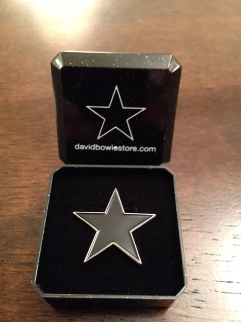 David Bowie "Blackstar" Original Tribute Pin Badge in Gift Box + FREE GIFT