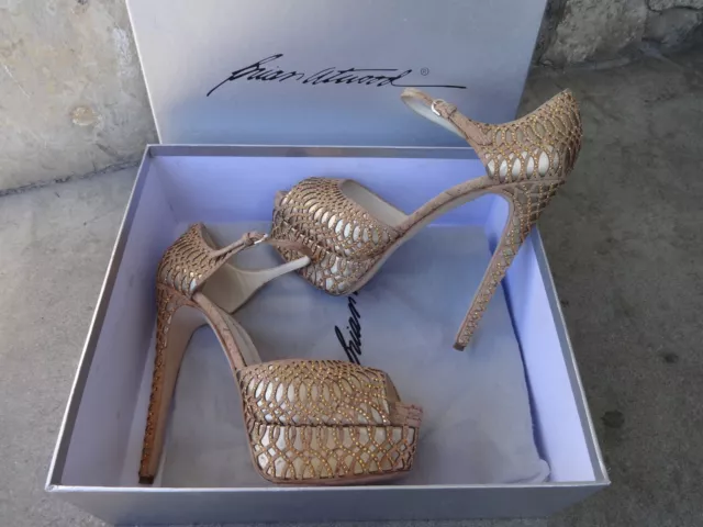 Brian Atwood TriBeCa  *Authentic* SkyHigh Platform Pumps Laser Cut EU 39.5