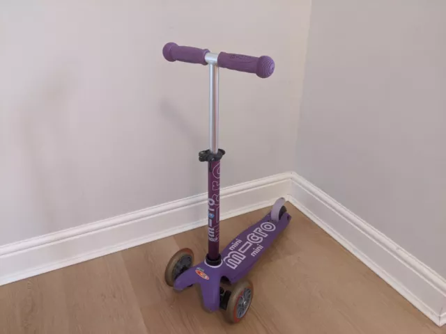 Mini Micro Deluxe Scooter Purple Age 2-5 Years COLLECTION FROM LEAMINGTON SPA